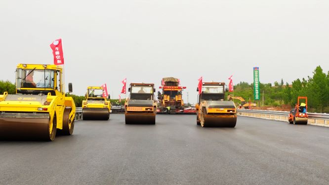 照片2.jpg 照片2.jpg